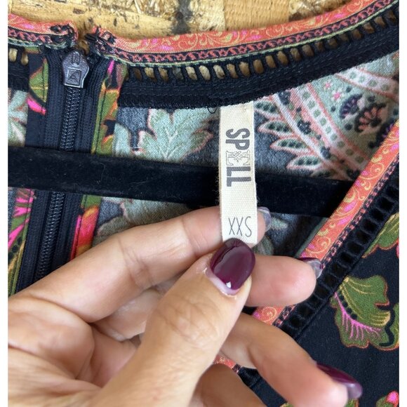 Spell Women's XXS Etienne Playdress Noir V-Neck Floral Paisley Bohemian - Picture 4 of 12